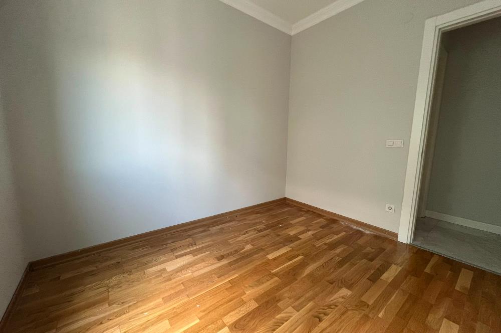 Kadıköy Kızıltoprak'ta 3+1 Kiralık Daire