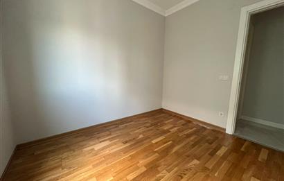 Kadıköy Kızıltoprak'ta 3+1 Kiralık Daire