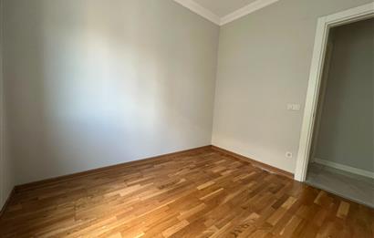 Kadıköy Kızıltoprak'ta 3+1 Kiralık Daire