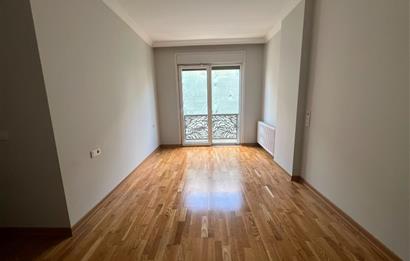 Kadıköy Kızıltoprak'ta 3+1 Kiralık Daire