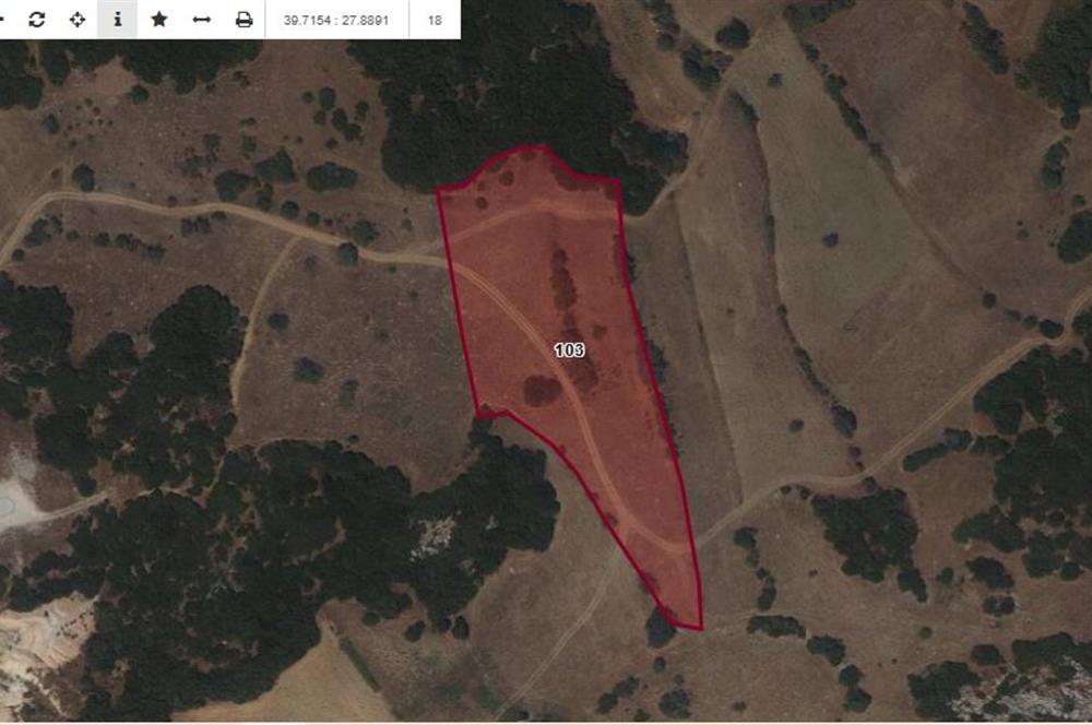 Ziyaretli'de Balıkesir Merkeze 4,5 Km Mesafede 7.600 m² Tarla