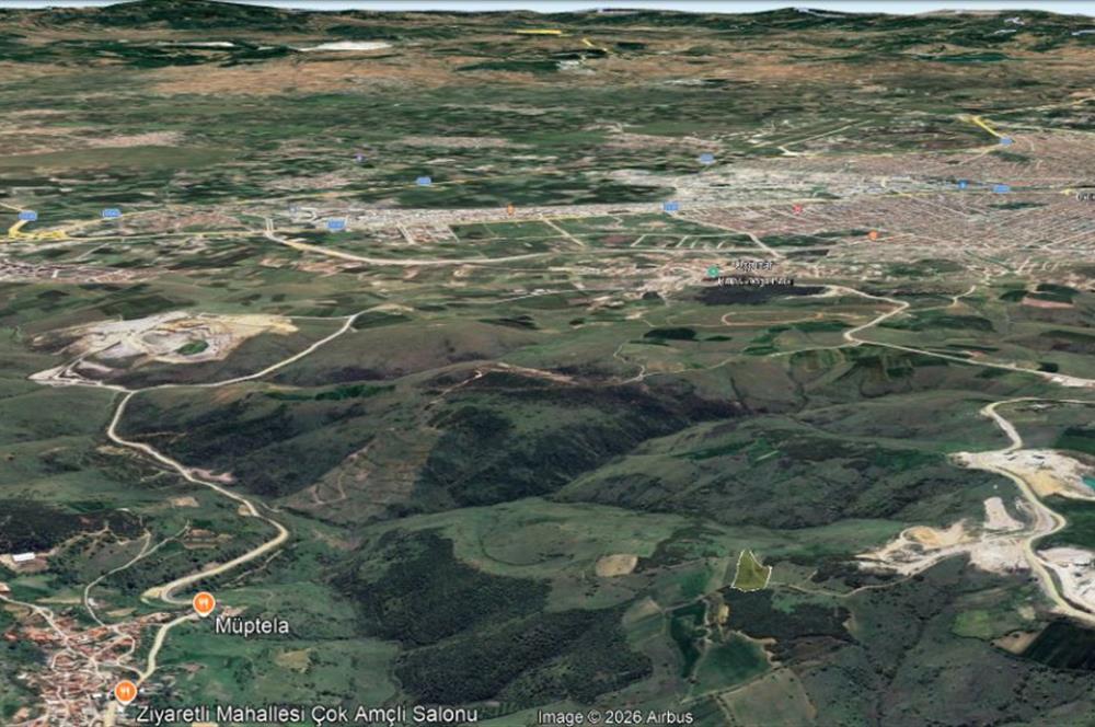 Ziyaretli'de Balıkesir Merkeze 4,5 Km Mesafede 7.600 m² Tarla