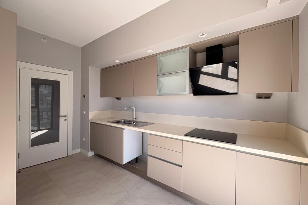 C21 ROOF 6.ETAP YÜKSEK KAT ÇAMLICA MANZARALI 3+1 KİRALIK DAİRE