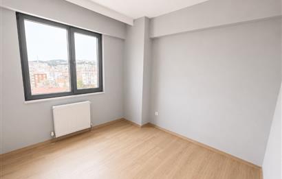 SERHAT PALUT DAN ADALAR VE DENİZ MANZARALI BALKONLU SATILIK 3+1