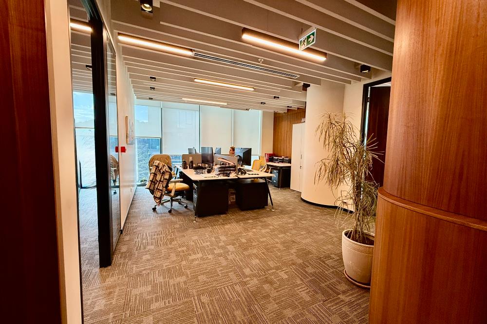 Vadistanbul Satılık Ofis 694 m2 Skyland Seba Maslak Levent
