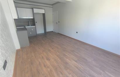 Çiğli'de Sıfır Bina 2+1 Amerikan Mutfaklı Satılık Daire