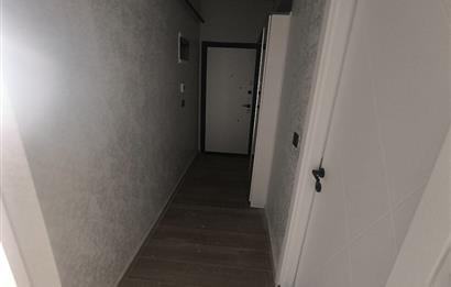Çiğli'de Sıfır Bina 2+1 Amerikan Mutfaklı Satılık Daire