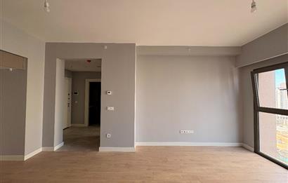 C21 ROOF 16.ETAP YÜKSEK KAT MİLLET BAHÇE MANZARALI 1+1 KİRALIK