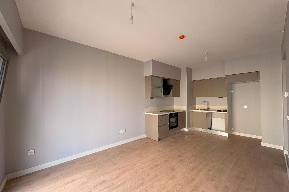C21 ROOF 16.ETAP YÜKSEK KAT MİLLET BAHÇE MANZARALI 1+1 KİRALIK