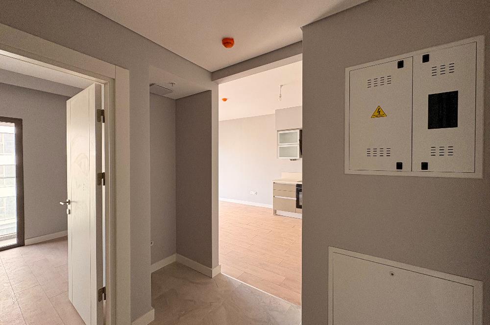 C21 ROOF 16.ETAP YÜKSEK KAT MİLLET BAHÇE MANZARALI 1+1 KİRALIK