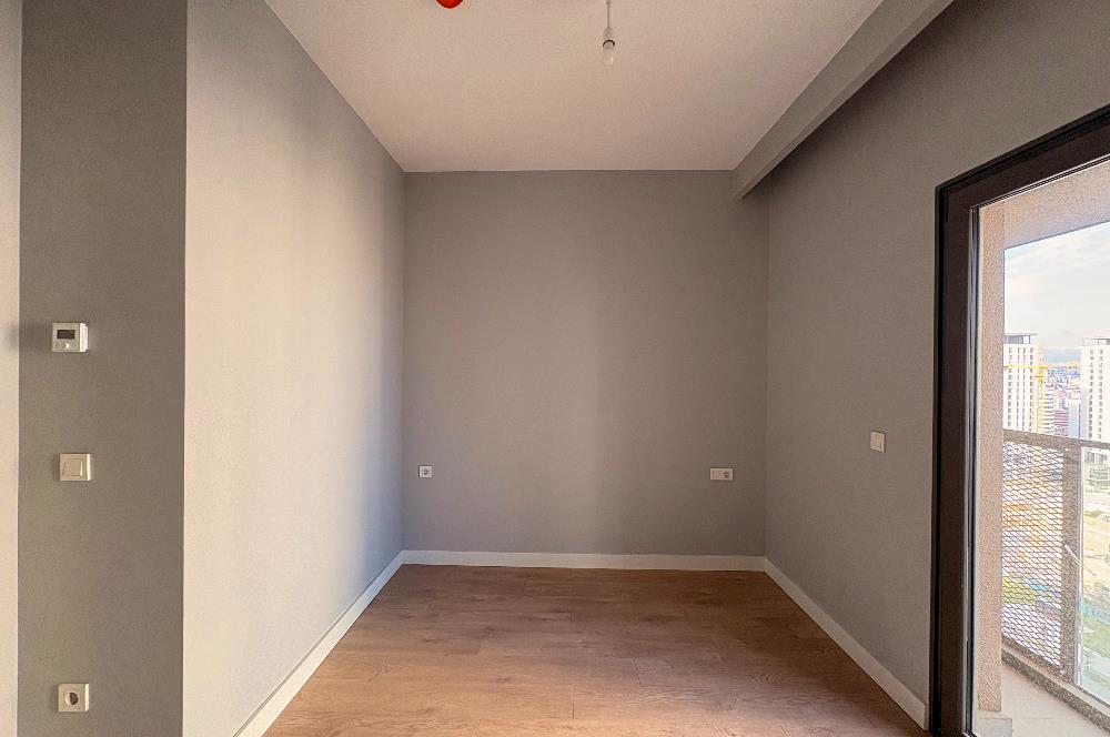 C21 ROOF 16.ETAP YÜKSEK KAT MİLLET BAHÇE MANZARALI 1+1 KİRALIK