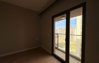 C21 ROOF 16.ETAP YÜKSEK KAT MİLLET BAHÇE MANZARALI 1+1 KİRALIK