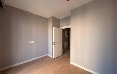 C21 ROOF 16.ETAP YÜKSEK KAT MİLLET BAHÇE MANZARALI 1+1 KİRALIK