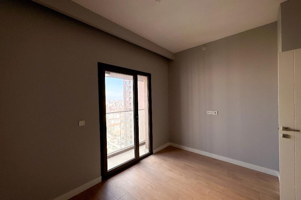 C21 ROOF 16.ETAP YÜKSEK KAT MİLLET BAHÇE MANZARALI 1+1 KİRALIK