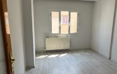Altay Mahallesinde Tadilatlı Doğalgazlı Daire