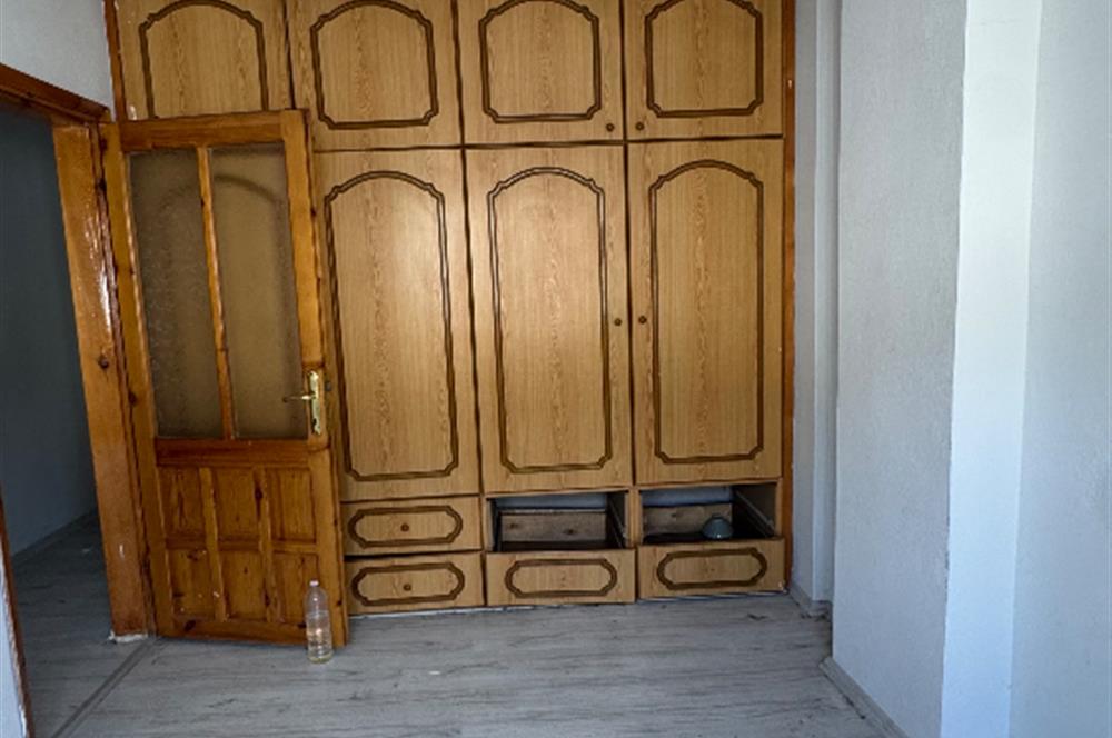 Altay Mahallesinde Tadilatlı Doğalgazlı Daire