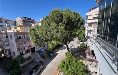 ATATÜRK MAH BANDIRMA CAD ÜZERİNDE ARA KAT SATILIK 3+1 DAİRE