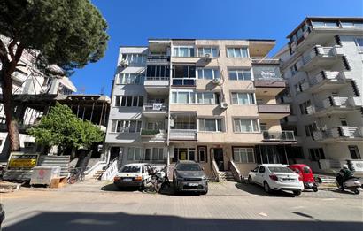 ATATÜRK MAH BANDIRMA CAD ÜZERİNDE ARA KAT SATILIK 3+1 DAİRE