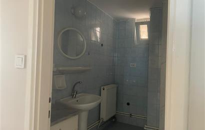 Atakent'te Metro Yakını, 4 Balkonlu, Kiralık 3+1 Daire