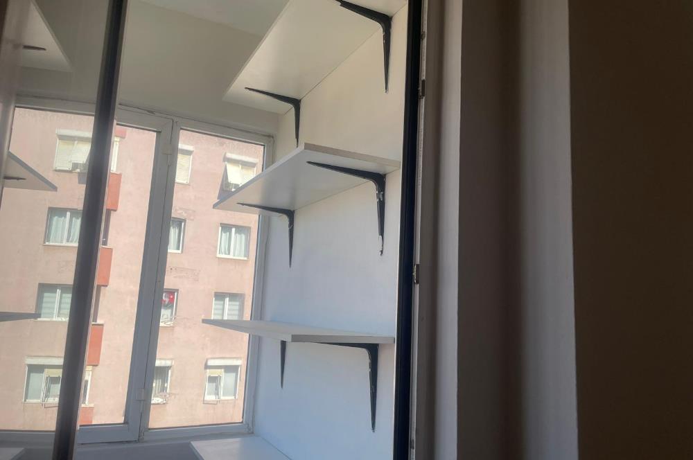 Atakent'te Metro Yakını, 4 Balkonlu, Kiralık 3+1 Daire