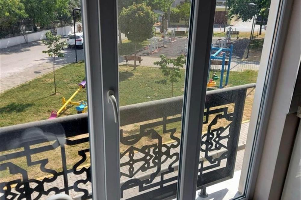 ÇEVREYOLU CD. ÜZERİ PARK KARŞISI SATILIK ARA KAT 3+1 DAİRE