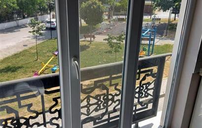 ÇEVREYOLU CD. ÜZERİ PARK KARŞISI SATILIK ARA KAT 3+1 DAİRE