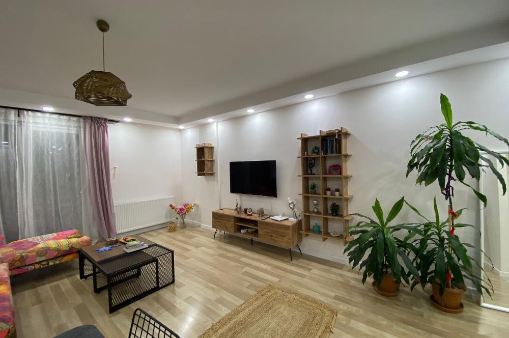 Maden'de Site İçerisinde, Havuz Manzaralı Eşyalı Çatı Dubleksi