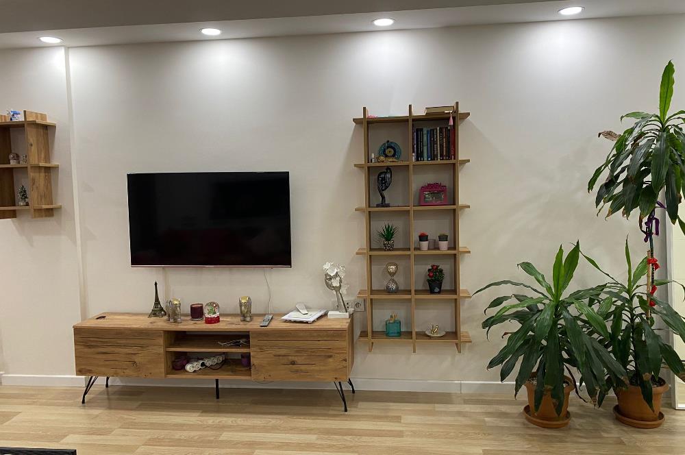 Maden'de Site İçerisinde, Havuz Manzaralı Eşyalı Çatı Dubleksi
