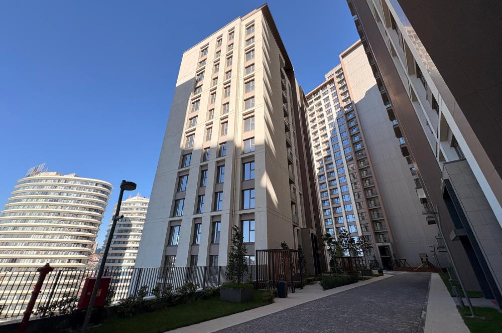 C21 ROOF FİKİRTEPE 5.ETAP AKASYA CEPHE ÇİFT BANYOLU 2+1 KİRALIK