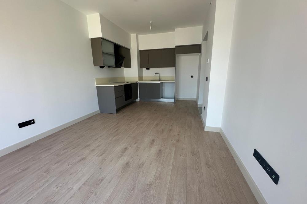 C21 ROOF MİLLET BAHÇESİ MANZARALI KİRALIK 1+1 DAİRE