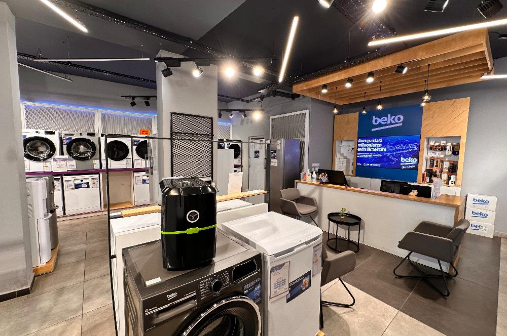 Balçova Ata Caddesinde En İşlek Noktada Kiralık Dükkan