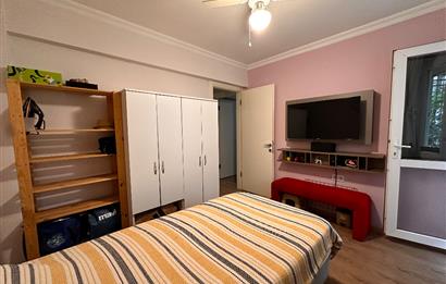 Alsancak’ta Merkezi Konumlu Yenilenmiş ve Eşyalı 2+1 Kiralık