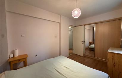 Alsancak’ta Merkezi Konumlu Yenilenmiş ve Eşyalı 2+1 Kiralık