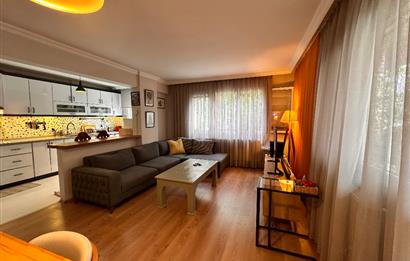 Alsancak’ta Merkezi Konumlu Yenilenmiş ve Eşyalı 2+1 Kiralık