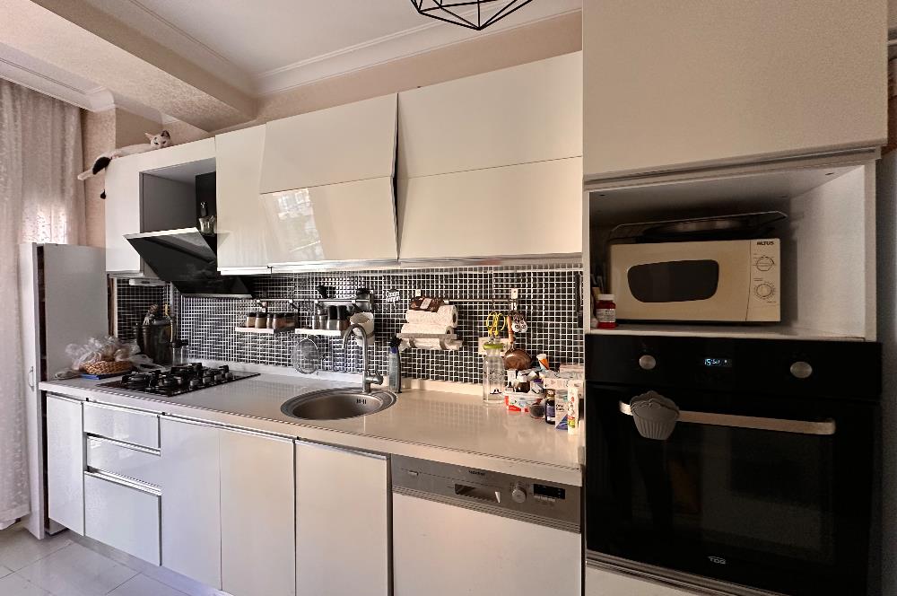 Yalı Mahallesi Kapalı Otoparklı Ebeveyn Banyolu 3+1 Satılık