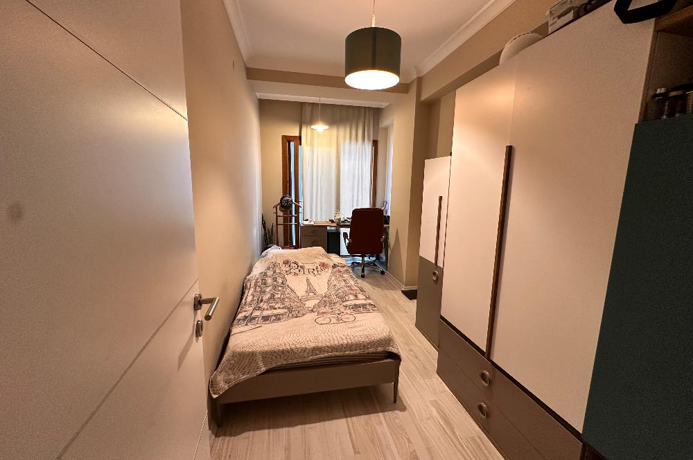 Yalı Mahallesi Kapalı Otoparklı Ebeveyn Banyolu 3+1 Satılık