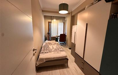 Yalı Mahallesi Kapalı Otoparklı Ebeveyn Banyolu 3+1 Satılık
