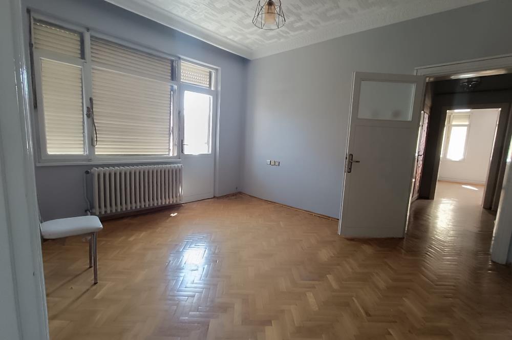 CENTURY21 BAL'DAN İZMİR YOLU YAKINI 3+1 DAİRE