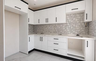 CENTURY21 BAL'DAN GÖKDENİZ CADDESİ YAKINI GENİŞ 2+1