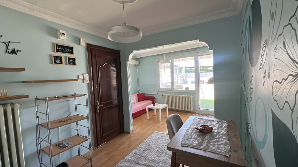 Beşiktaş Serencbey'de Deniz Manzaralı Teraslı Eşyalı 2+1 Kiralık