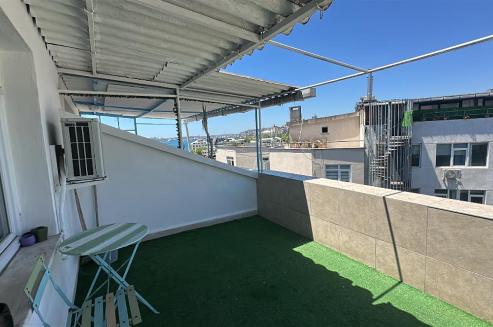 Beşiktaş Serencbey'de Deniz Manzaralı Teraslı Eşyalı 2+1 Kiralık