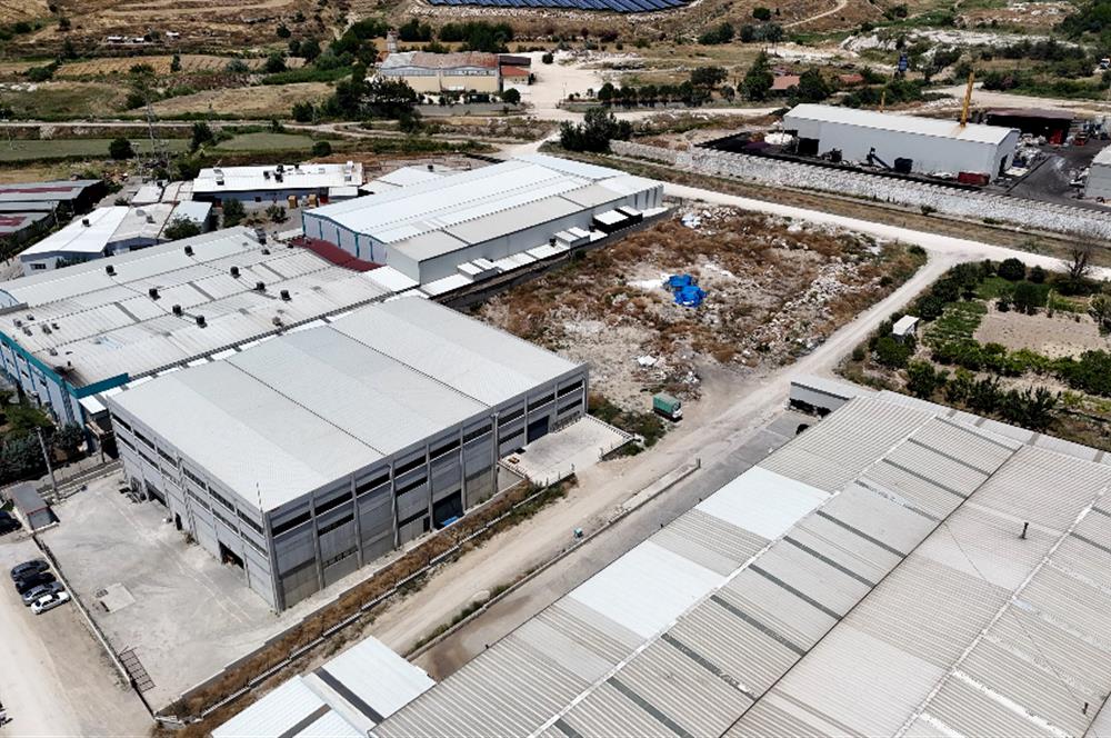 C21 LOFT'TAN SATILIK FABRİKA BİNASI VE ARSASI