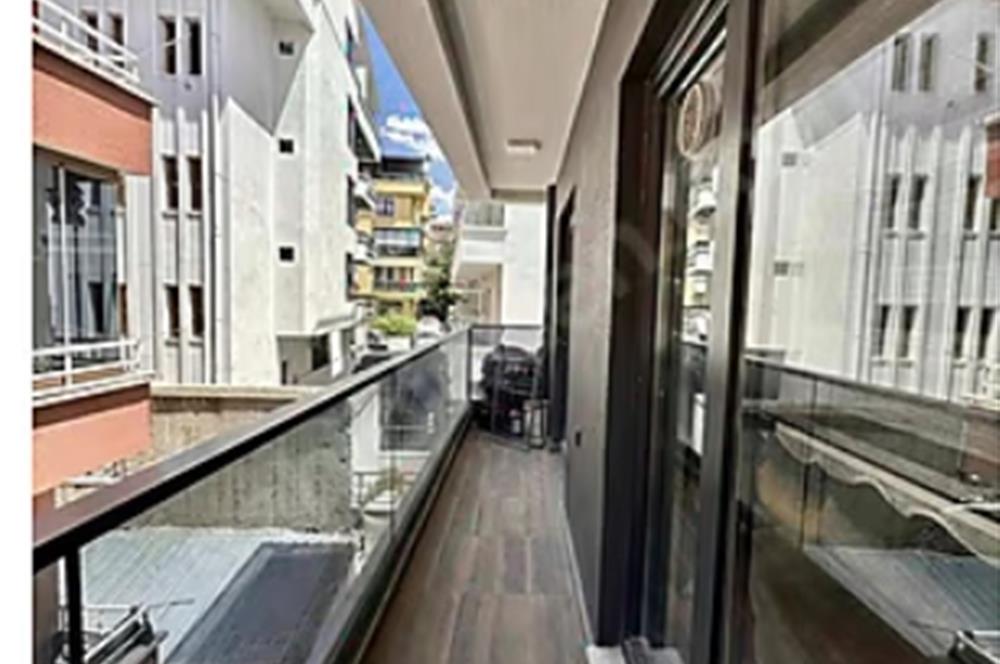 BAHÇELİ'DE METRO YAKINI SIFIR BİNADA ARAKAT EŞYALI 1+1 FIRSATI