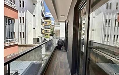 BAHÇELİ'DE METRO YAKINI SIFIR BİNADA ARAKAT EŞYALI 1+1 FIRSATI
