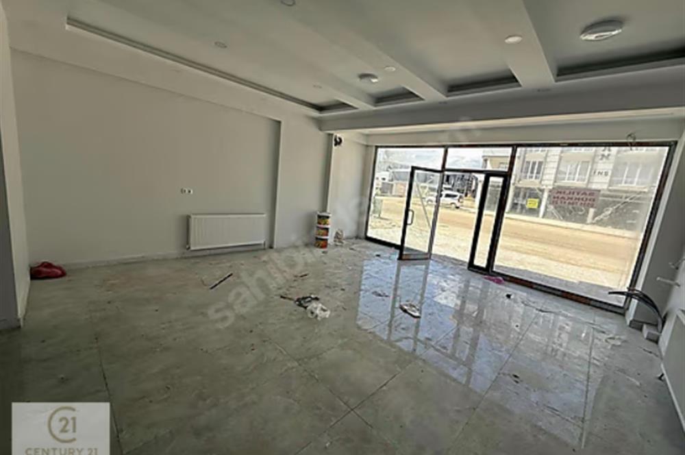 CADDE ÜZERİ HER İŞE UYGUN KÖŞE 125M2 TAKASLI