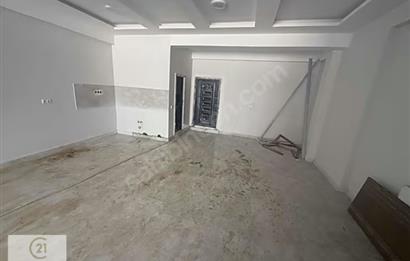 CADDE ÜZERİ HER İŞE UYGUN KÖŞE 125M2 TAKASLI