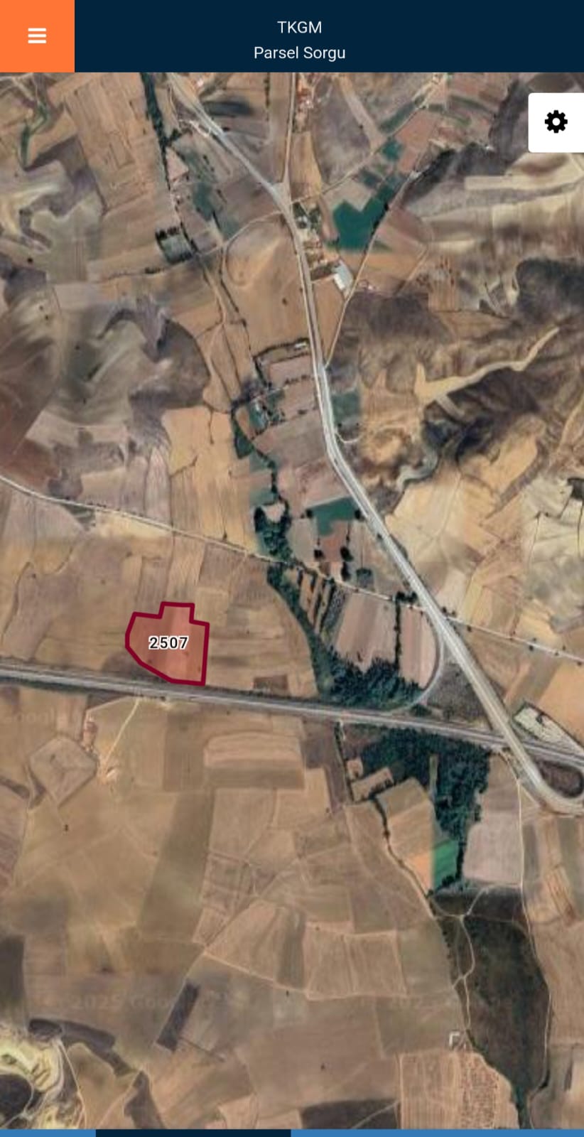ESKİŞEHİR-BURSA YOLUNDA 29.150 m2 SATILIK TARLA