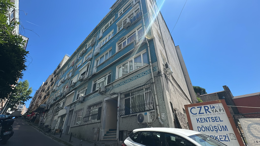 Beşiktaş Serencbey'de Deniz Manzaralı Teraslı Eşyalı 2+1 Kiralık