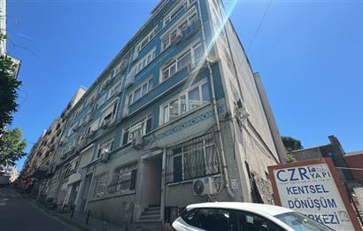 Beşiktaş Serencbey'de Deniz Manzaralı Teraslı Eşyalı 2+1 Kiralık