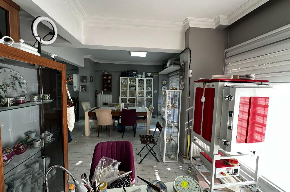 İSTANBUL ATAŞEHİR İÇERENKÖY'DE YATIRIMLIK SATILIK DÜKKAN